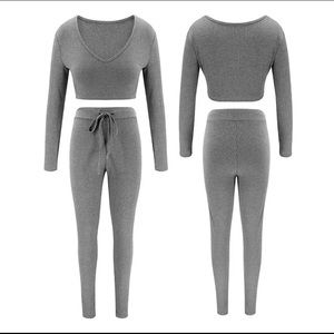 Pants/crop top set outfit